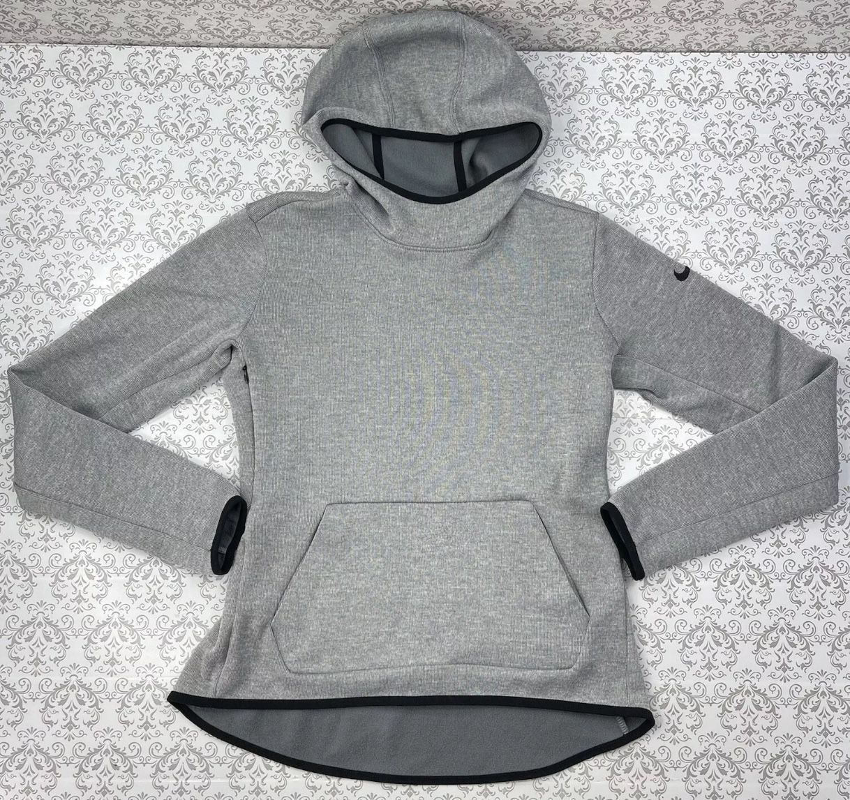Nike Women's Dri-Fit Athletic Pullover Hoodie Sweatshirt, Size S (Gray)