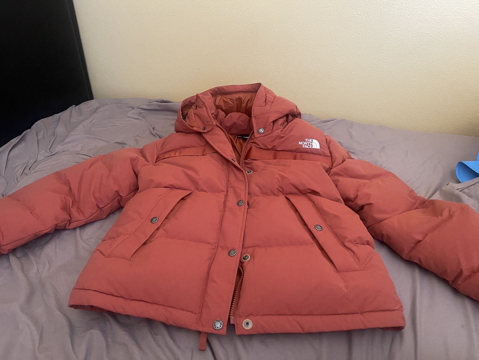 North Face Jacket - Size Medium 