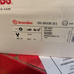 Brembo Rear Rotors And Pads GM 6 Lug