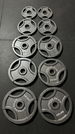 240 lbs Olympic Weight Plates Set – Fitness Gear 2" Cast Iron Grip Plates (45s, 35s, 25s, 10s, 5s)