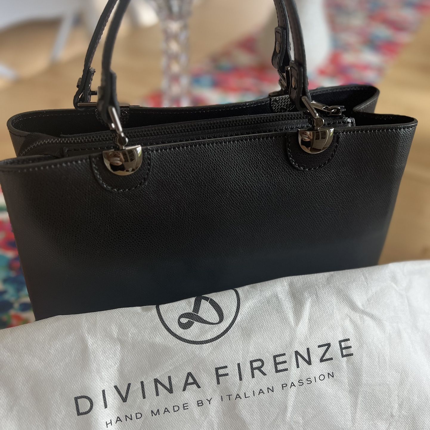 Divina popular Firenze bag