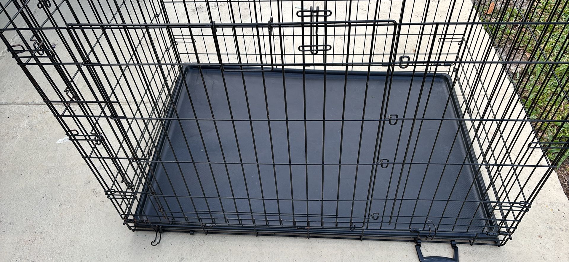 Large Dog  Crate 42”x30”x28
