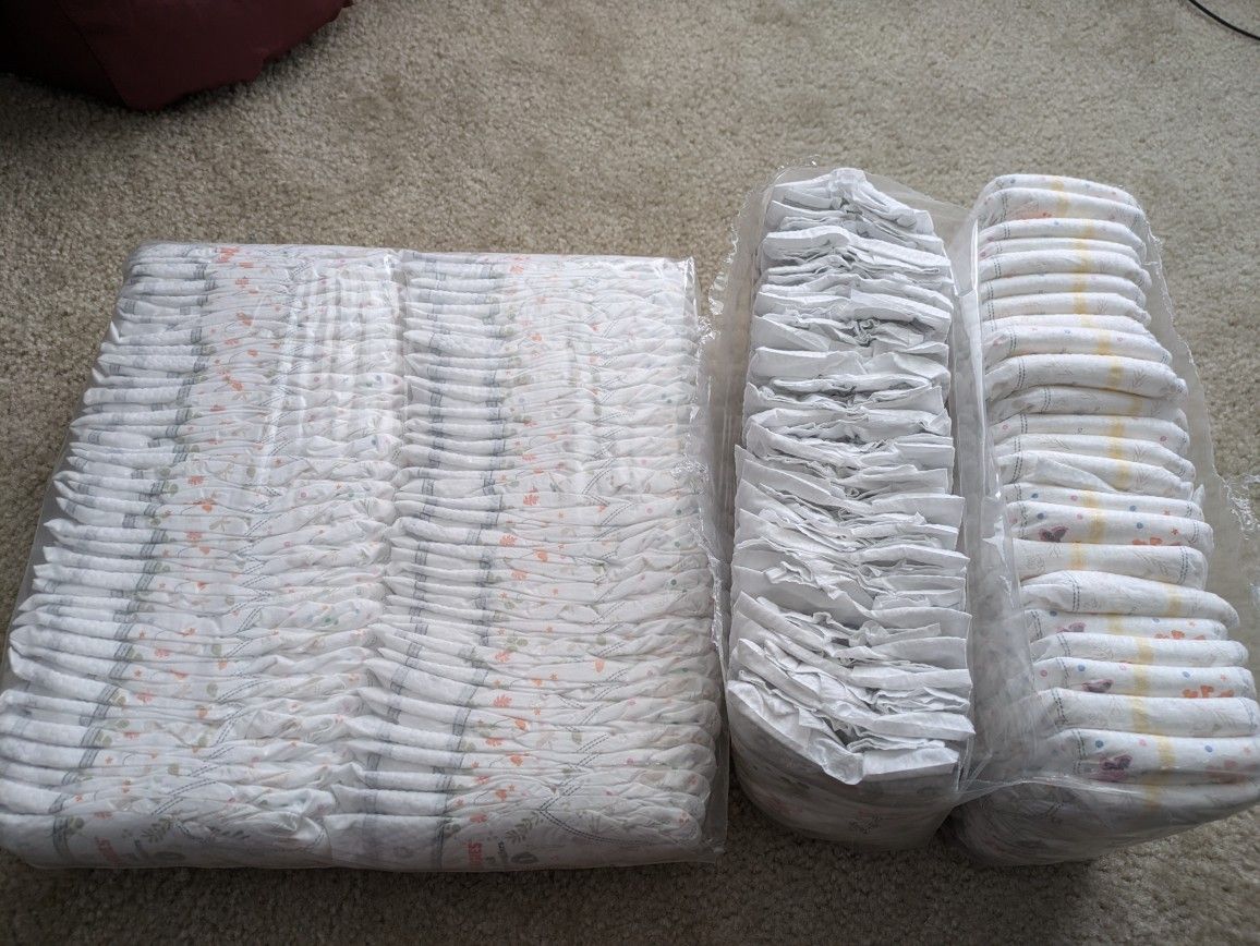 Huggies Plus Size 1 Diapers.