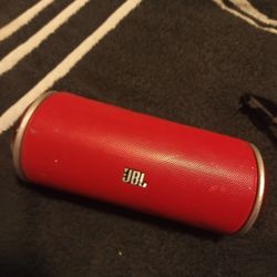 Jbl speaker no charger still works