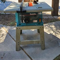 Makita 2703 Table Saw With Stand