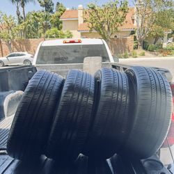 195/60/15 Laufenn 80-90% Tread (4)