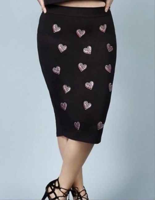 TORRID Rebel Wilson Heart Embroidered Pencil Skirt Size 0X