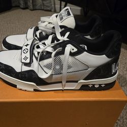 Authentic Louis Vuitton Sneakers  Size 13