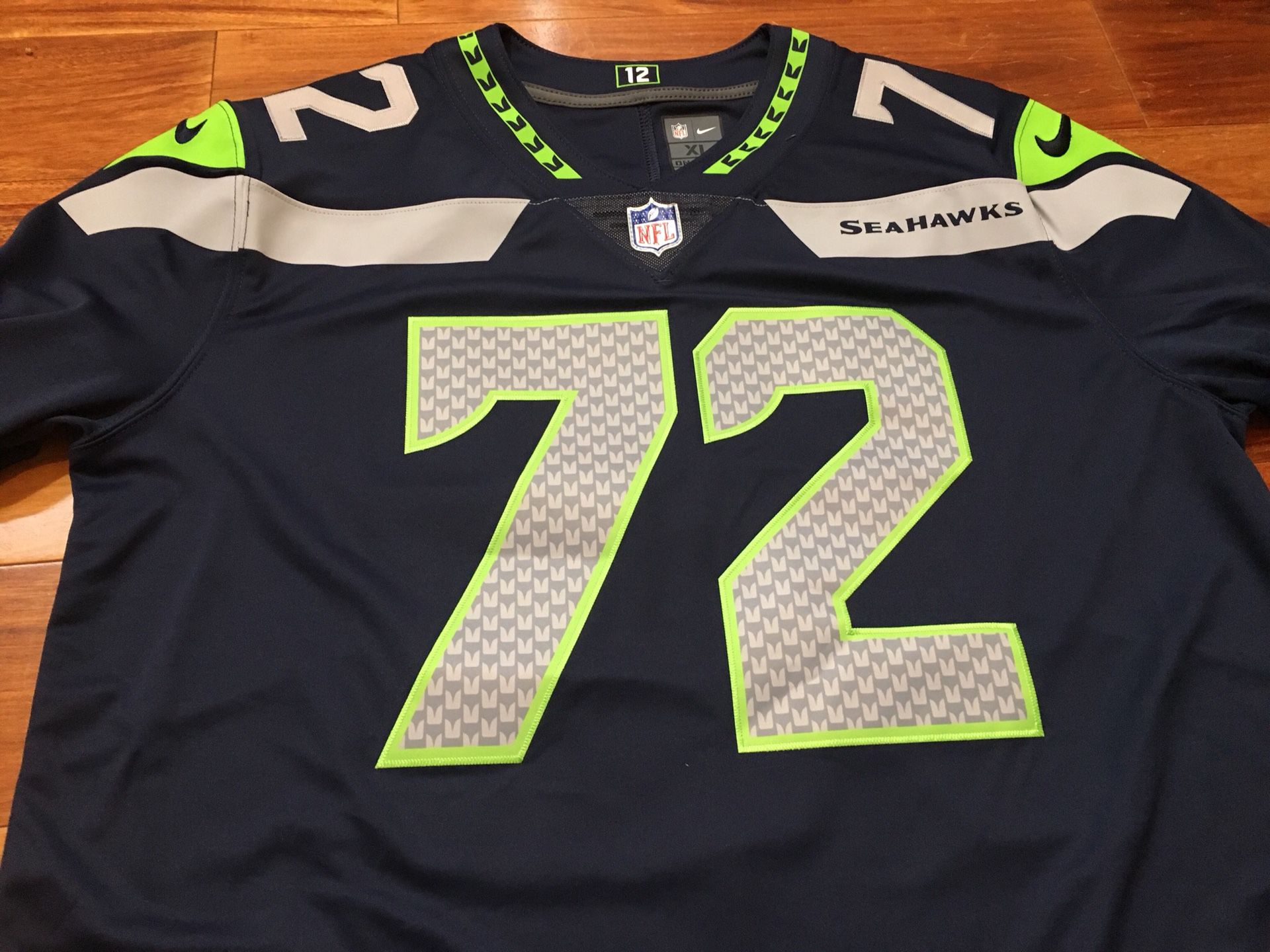 Buy the Seattle Seahawks Michael Bennett #72 Nike Pro Bowl NFL Jersey Mens  Size M
