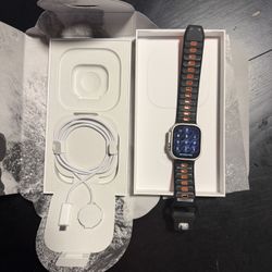 Apple Watch Ultra 2 Titanium 
