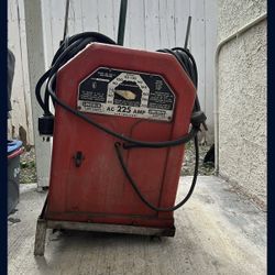 Lincoln Arc Welder 225 AMP