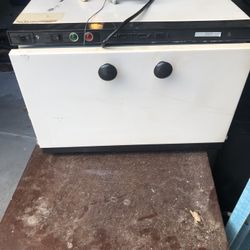 Hot Towel -Sterilizing Unit 