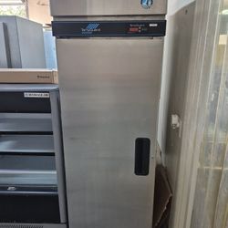 Commercial Reach-In Fridge 