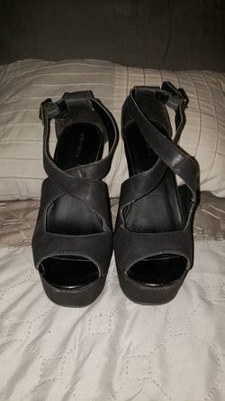 Womens black wedges