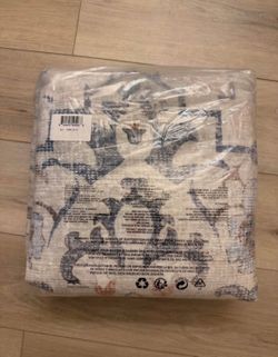 Gray Blue 5x7ft Living Room Area Rug (BRAND NEW)