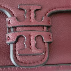 Tori Branch new condition purse leather