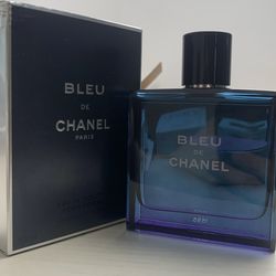 Men’s perfume