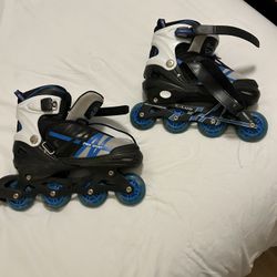 Roller Skates Adjusting Size 4-9 Kids 