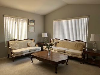 Sofa/Love Seat