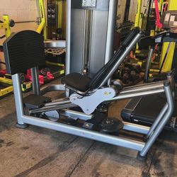 Life Fitness Signature Leg Press 