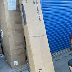 Brand New. 10” King Size Mattress. Hybrid MemoryFoam/innerspring Combination. 