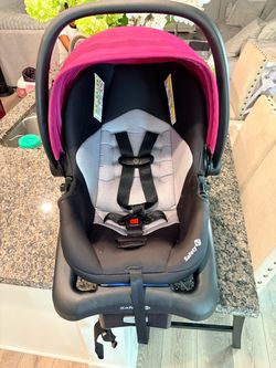 Safety 1st Infant Car Seat with Base