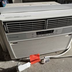 Frigidaire Window AC Unit