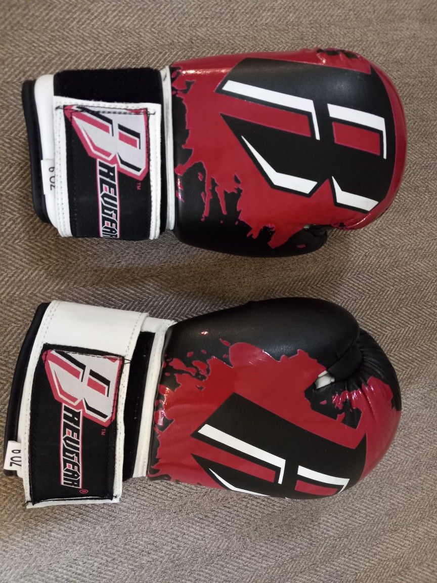 Kids KICK Boxing Gloves And SHIN Guards