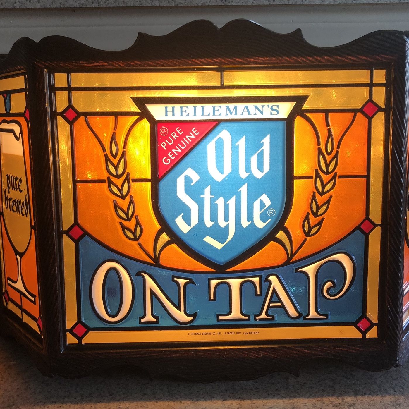 VINTAGE OLD STYLE BEER LIGHT UP BAR SIGN for Sale in Huntley, IL 