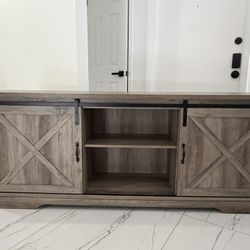 TV Stand - Farm Style 70in 