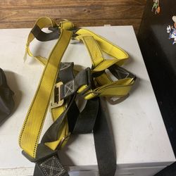 Roofers Harness / With Waist Belt Too