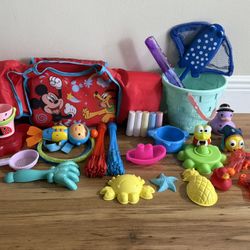 Kids Beach & Pool Toy Bundle – Float Included