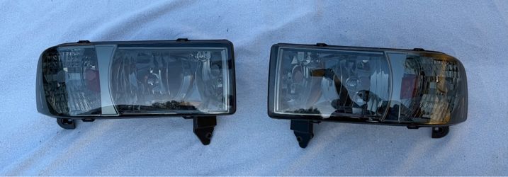 Dodge Ram 3500 Smoke Headlights W/Signals + Smoked Fog Light