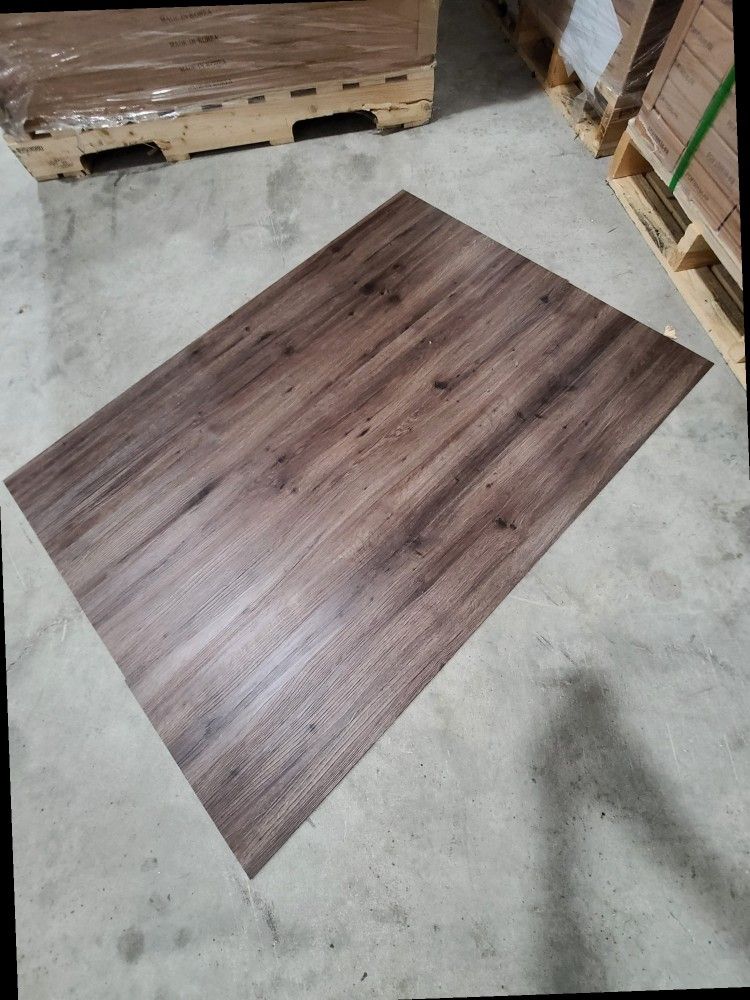 Luxury vinyl flooring