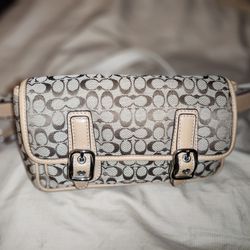 Coach Vtg Bon Voyage Signature Belt Bag