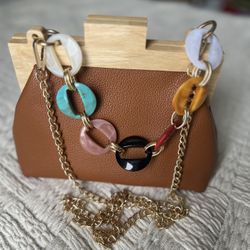 Leather Handbag With Sling