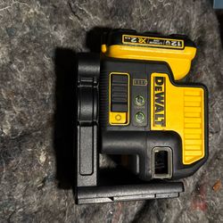 5 Pt Dewalt Laser Level OBO