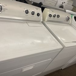 Whirlpool Washer And Dryer Set 