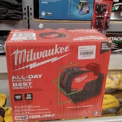 MILWAUKEE M12 GREEN LASER - CROSS LINE & PLUMB POINTS (TOOL ONLY)