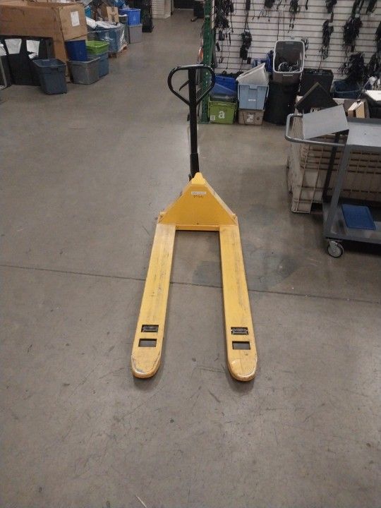 Hydraulic Pallet Jack 59'