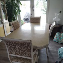 Dining Room Table Four Chairs Middle Leaf