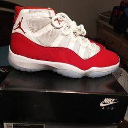 New Air Jordan 11 Retro Cherry Men Size 10