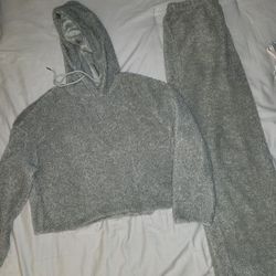 Ladies Jogger Set Size Large 