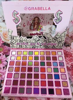 GiraBella Shakira Eyeshadow Palette