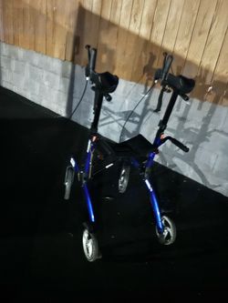 Ascent XR Bariatric Euro Rollator by Probasicspofaf