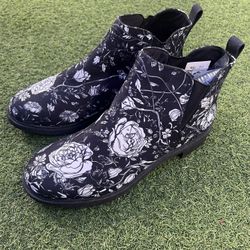 Fragile Rose Chelsea Boots Size 12 Brand New 