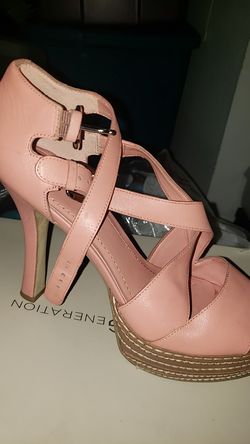 BCBG coral heels