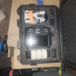 DJI Mini 4 PRO - Fly More Combo Kit