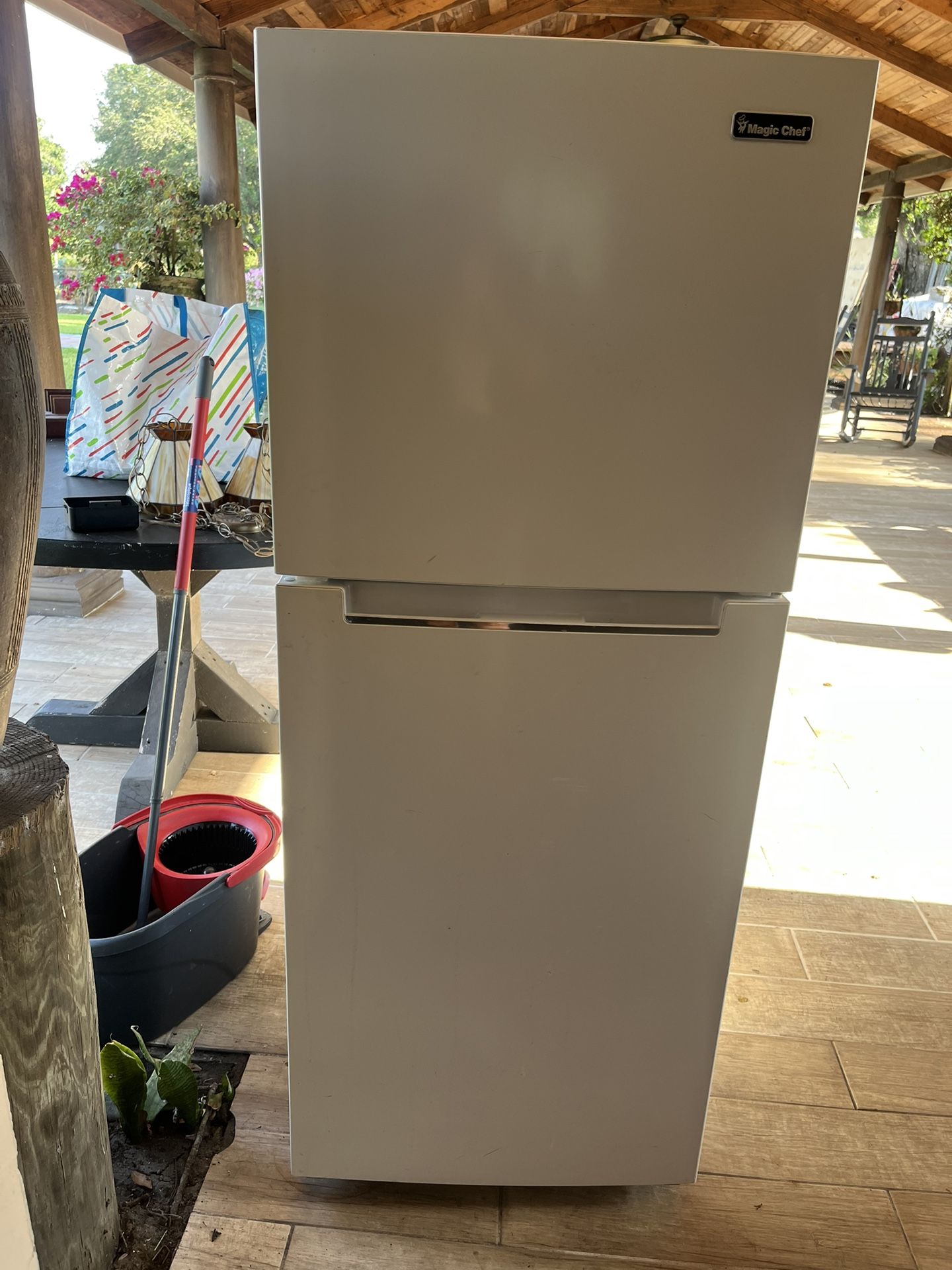 Refrigerator