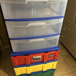 Plastic Storage Containers (3) 